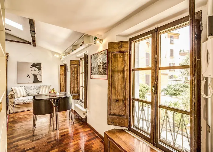 Homehouse Garofano - Rione Monti - Colosseum * Roma