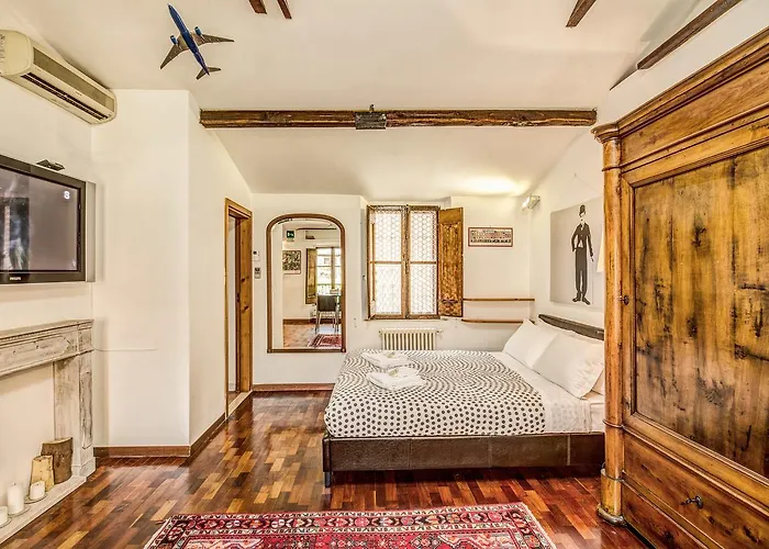 Homehouse Garofano - Rione Monti - Colosseum Apartamento Roma